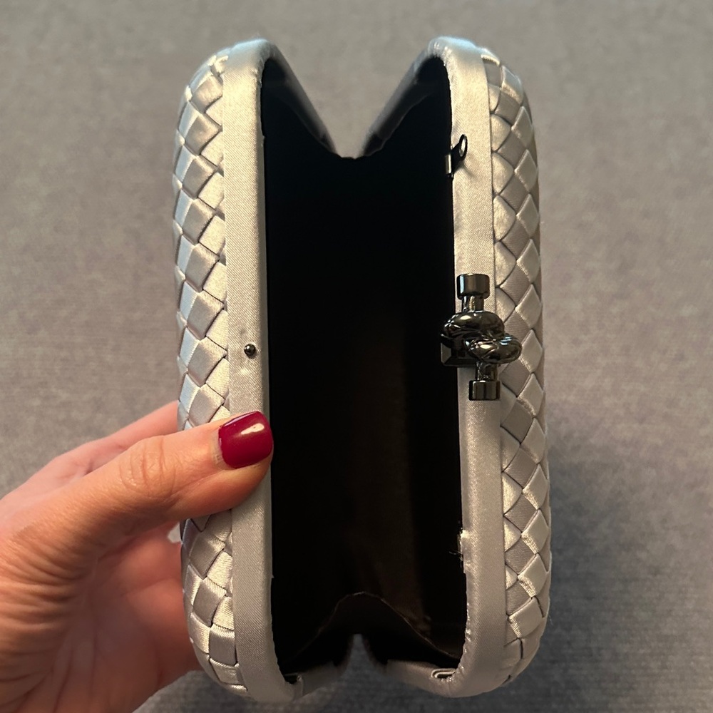 Satin Intrecciato Knot Clutch. - Picture 7 of 10